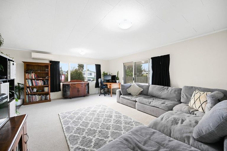 Photo of property in 35a Lindsay Crescent, Nawton, Hamilton, 3200