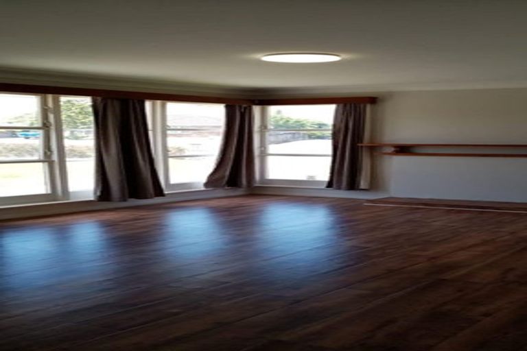 Photo of property in 23 Fleming Street, Manurewa East, Auckland, 2102