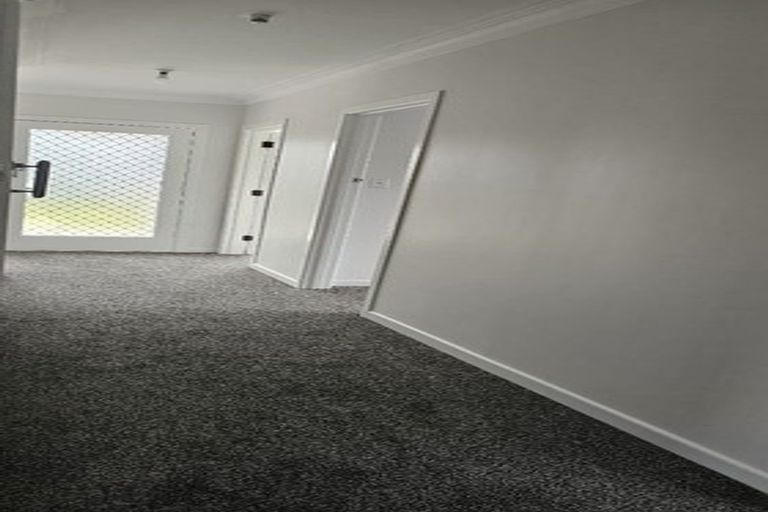 Photo of property in 30 Alma Crescent, Papakura, 2110