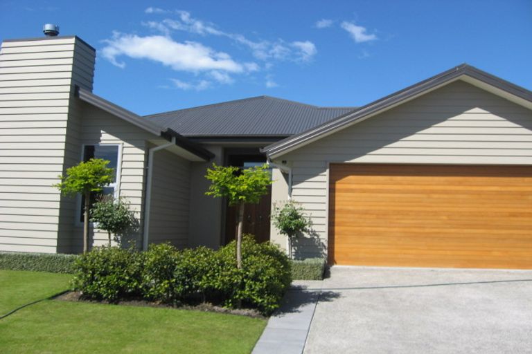 Photo of property in 14 Brookfield Drive, Northwood, Christchurch, 8051