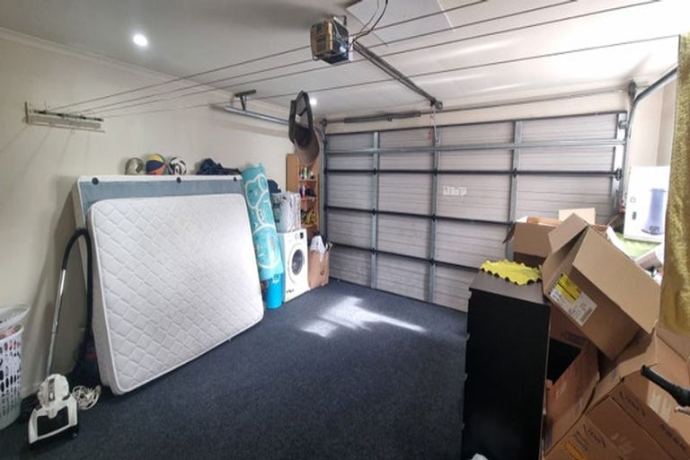 Photo of property in 47 Tiri Tiri Road, Birkdale, Auckland, 0626