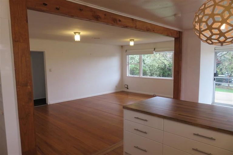 Photo of property in 8 Lipscombe Crescent, Havelock North, 4130