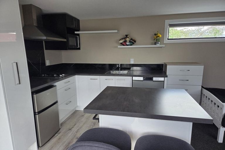 Photo of property in 652a Gloucester Street, Linwood, Christchurch, 8062