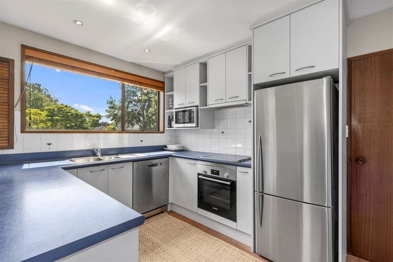 Photo of property in 15 Crosdale Place, Burnside, Christchurch, 8042