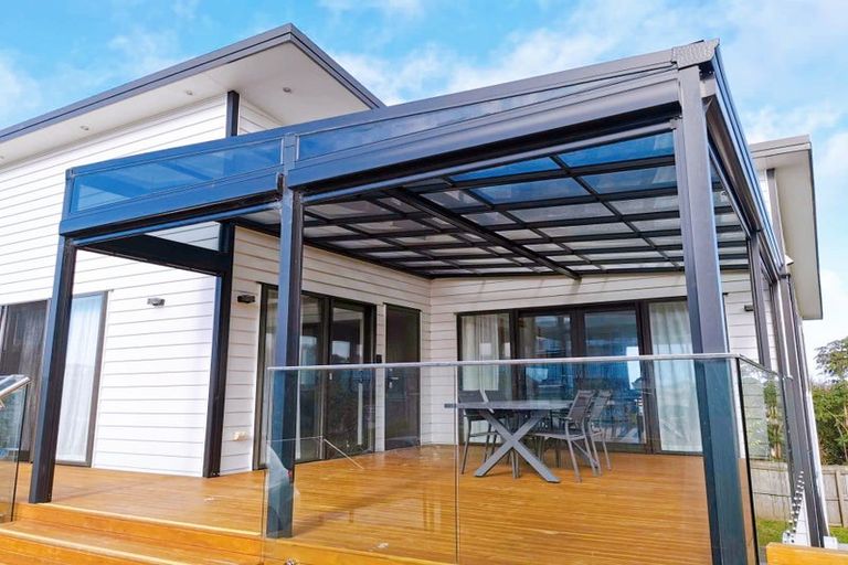 Photo of property in 45 Ascension Crescent, Orewa, 0931