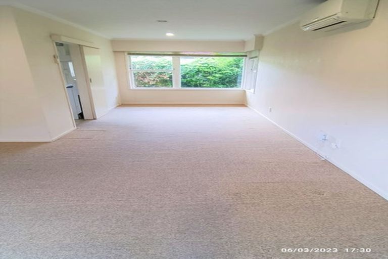 Photo of property in 34 Reeves Road, Pakuranga, Auckland, 2010