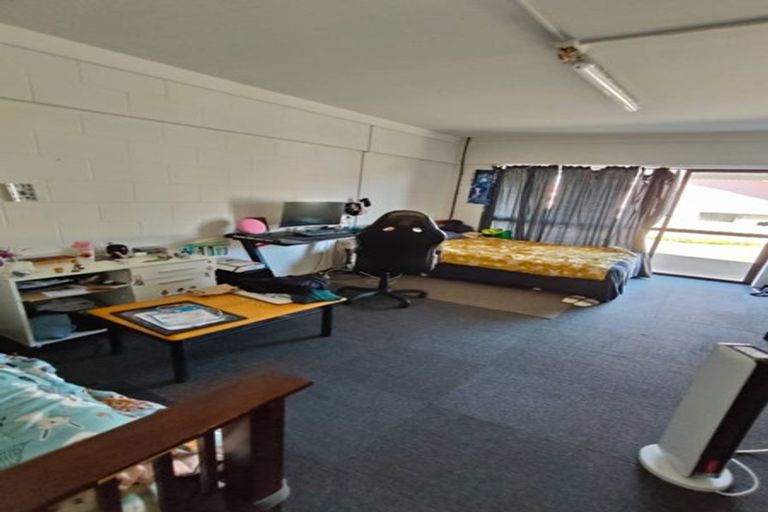 Photo of property in 10/114a Pakuranga Road, Pakuranga, Auckland, 2010