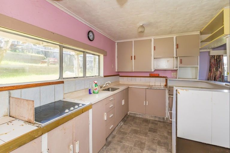 Photo of property in 3 Ewing Street, Hokio Beach, Levin, 5571