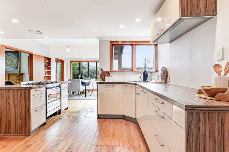 Photo of property in 22 Oakley Avenue, Claudelands, Hamilton, 3214