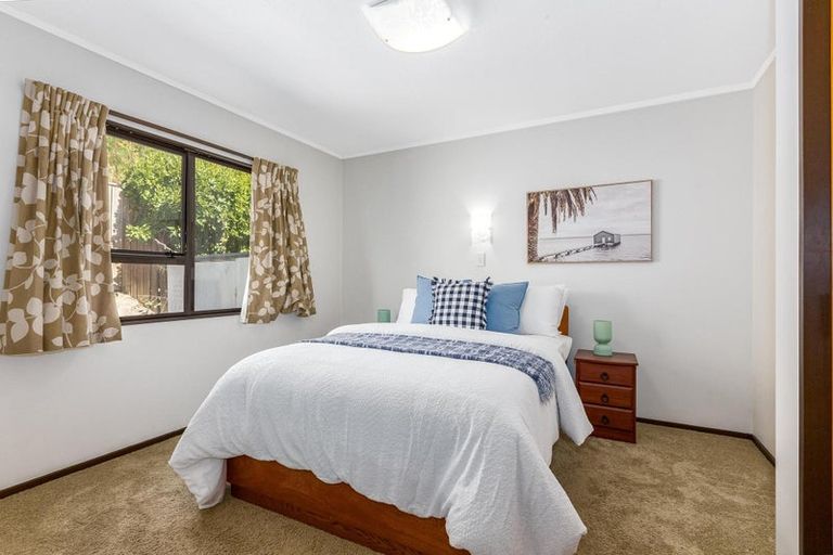 Photo of property in 9b School Road, Plimmerton, Porirua, 5026