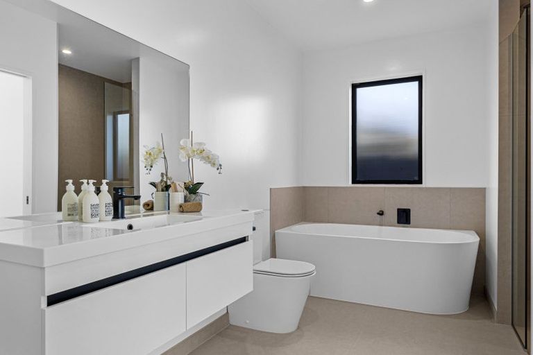 Photo of property in 15 Bob Reid Crescent, Darfield, 7571