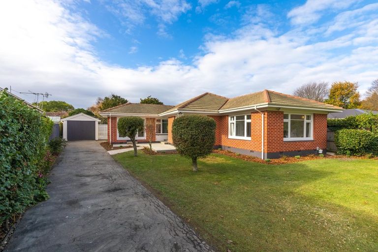 Photo of property in 18 Remuera Avenue, Cashmere, Christchurch, 8022