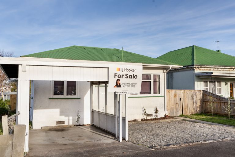 Photo of property in 133 Dixon Street, Masterton, 5810