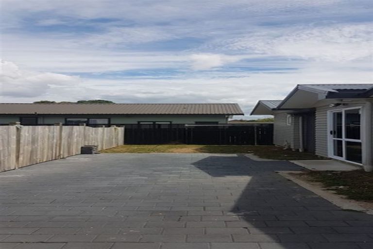 Photo of property in 33a Hamilton Road, Papatoetoe, Auckland, 2025