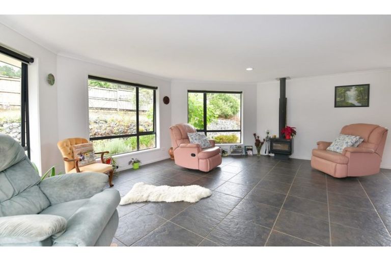 Photo of property in 8 Puhoi Close, Puhoi, Warkworth, 0994