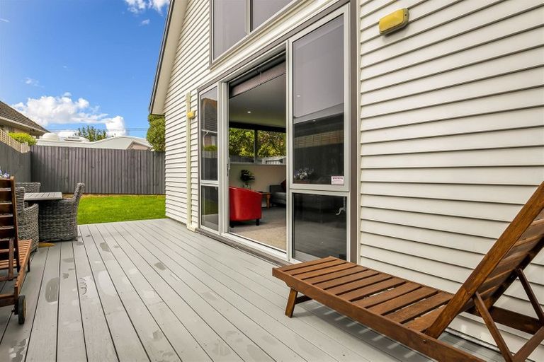 Photo of property in 24 Lonsdale Street, New Brighton, Christchurch, 8083