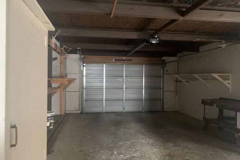 Photo of property in 12a Oxford Street, Marton, 4710