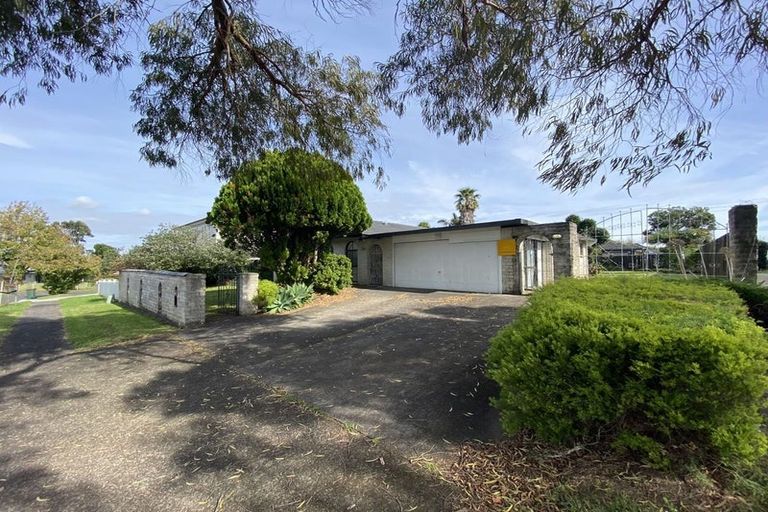 Photo of property in 12 Hedge Row, Sunnyhills, Auckland, 2010