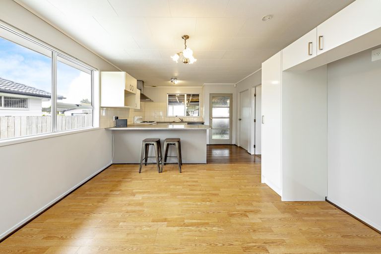 Photo of property in 68 Ferndown Avenue, Papatoetoe, Auckland, 2025