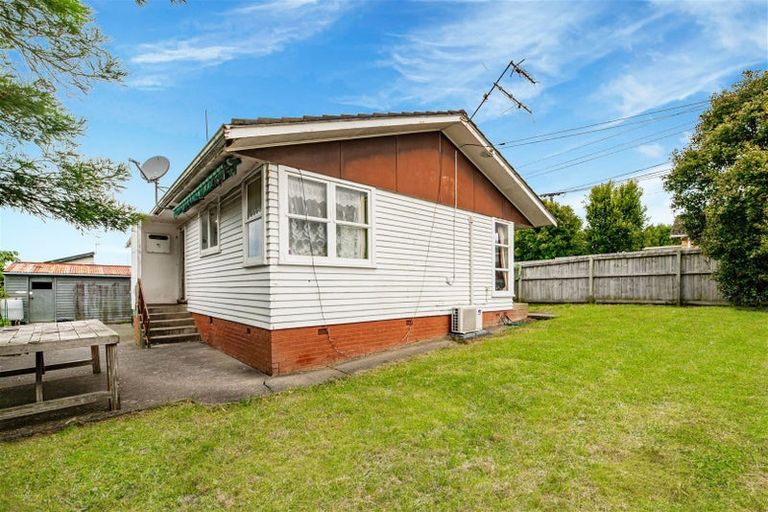 Photo of property in 87b Edmonton Road, Henderson, Auckland, 0612