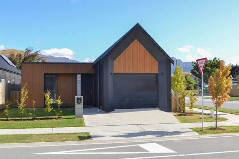 Photo of property in 15 Dewar Street, Lake Hayes, Queenstown, 9304