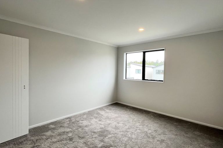 Photo of property in 23 Coast Garden Drive, Hobsonville, Auckland, 0616