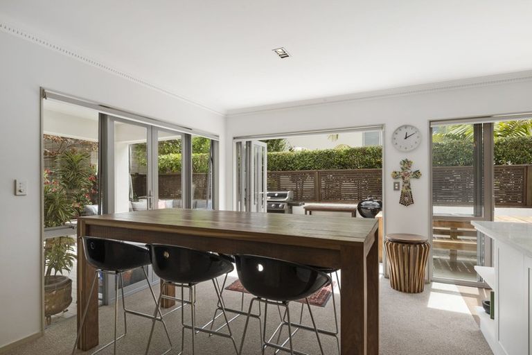 Photo of property in 119 Beach Road, Castor Bay, Auckland, 0620