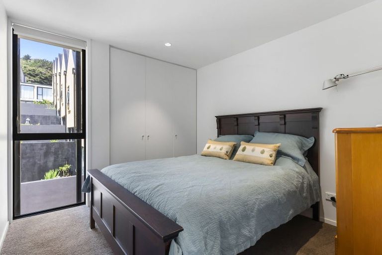 Photo of property in 81 Melbourne Road, Island Bay, Wellington, 6023