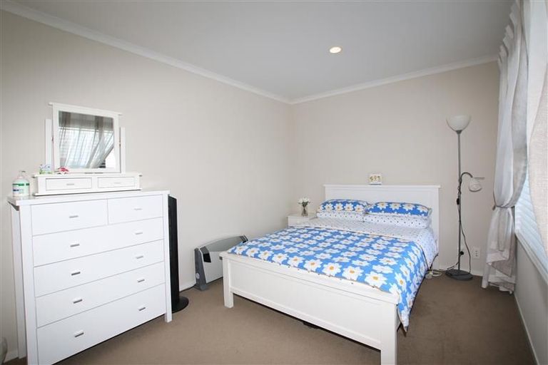 Photo of property in 19 Styak Street, Stonefields, Auckland, 1072