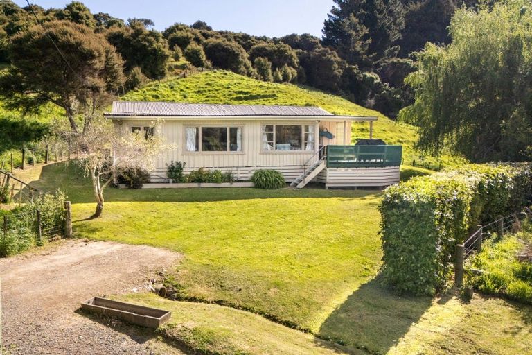 Photo of property in 9 Wainui Valley Road, Wainui, French Farm, 7582