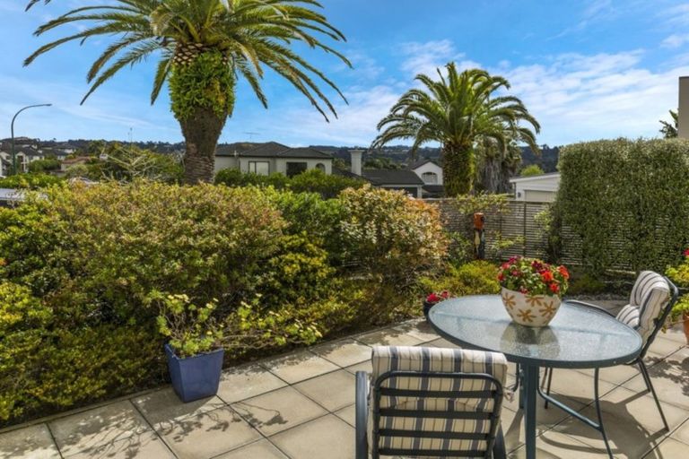 Photo of property in 22/40 Scarlet Oak Drive, Schnapper Rock, Auckland, 0632