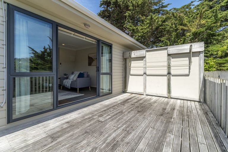 Photo of property in 28c Ronald Woolf Place, Churton Park, Wellington, 6037