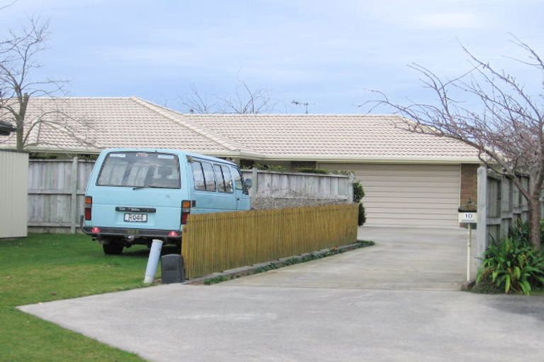 Photo of property in 10 Maahutaupeke Place, St Andrews, Hamilton, 3200
