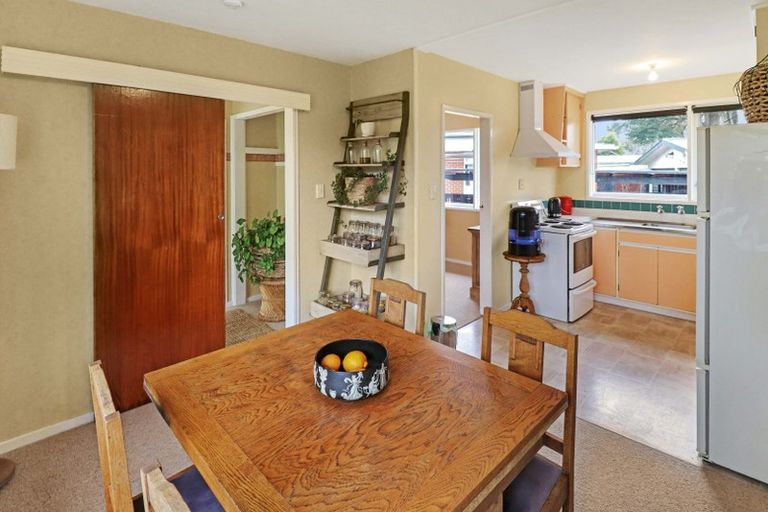 Photo of property in 36 Holdsworth Avenue, Trentham, Upper Hutt, 5018