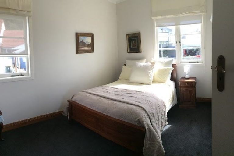 Photo of property in 48 The Esplanade, Eastern Beach, Auckland, 2012
