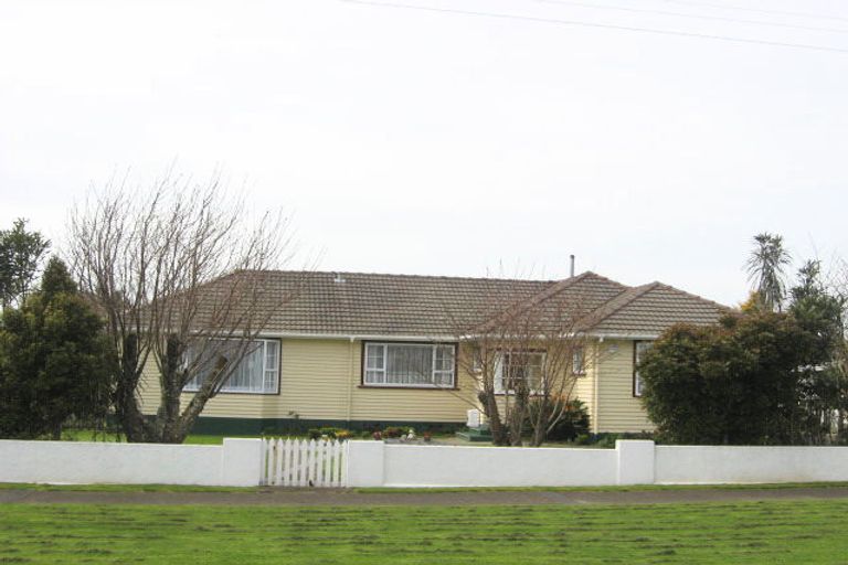 Photo of property in 30 Mouatt Street, Waitara, 4320