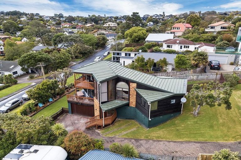 Photo of property in 2/22 Long Bay Drive, Torbay, Auckland, 0630