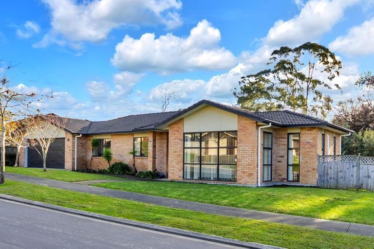 Photo of property in 37 Cartmel Avenue, Massey, Auckland, 0614