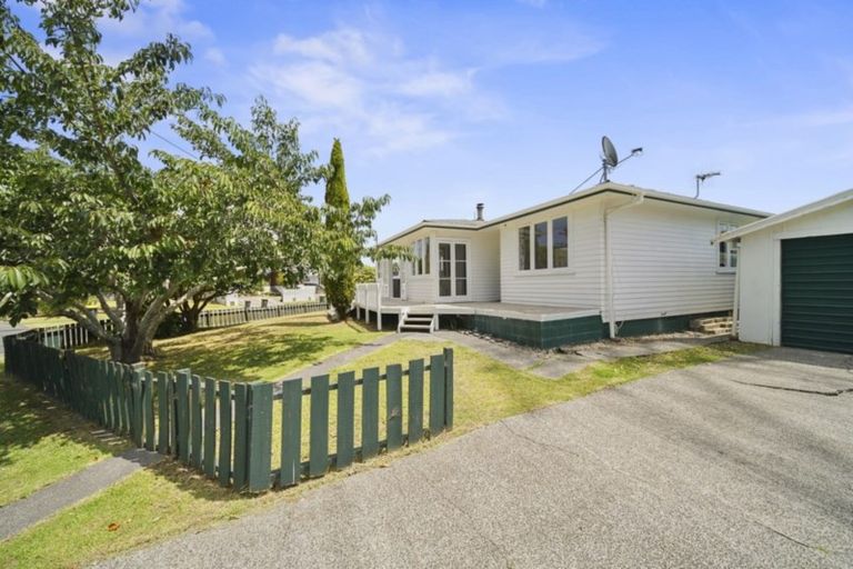 Photo of property in 2 Undine Street, Pakuranga, Auckland, 2010