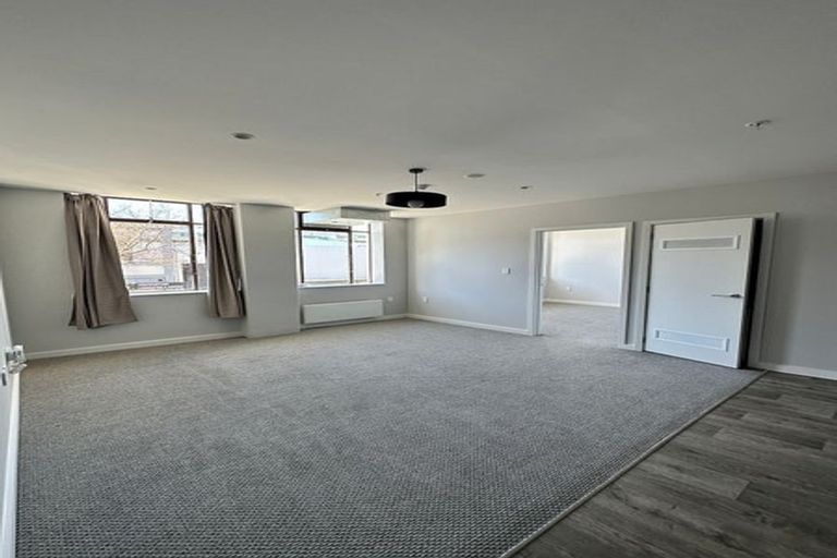 Photo of property in Unit 106,l1, 106/14 Laings Road, Hutt Central, Lower Hutt, 5010