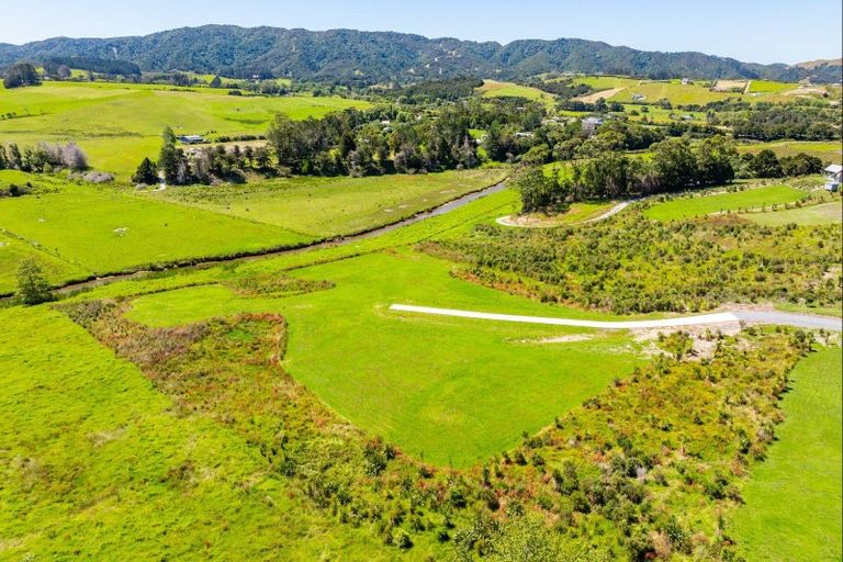 Photo of property in 2136c Cove Road, Mangawhai, 0573