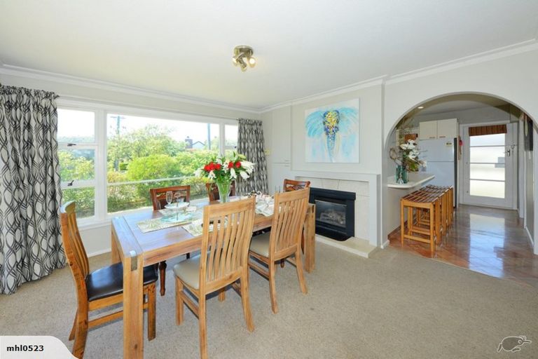 Photo of property in 25 Sevenoaks Drive, Bryndwr, Christchurch, 8053