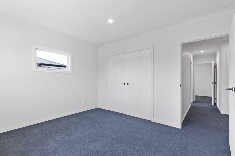 Photo of property in 60 Phillips Street, Sanson, 4817