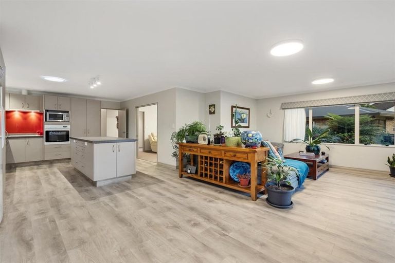 Photo of property in 21 Dowman Place, Te Puke, 3119