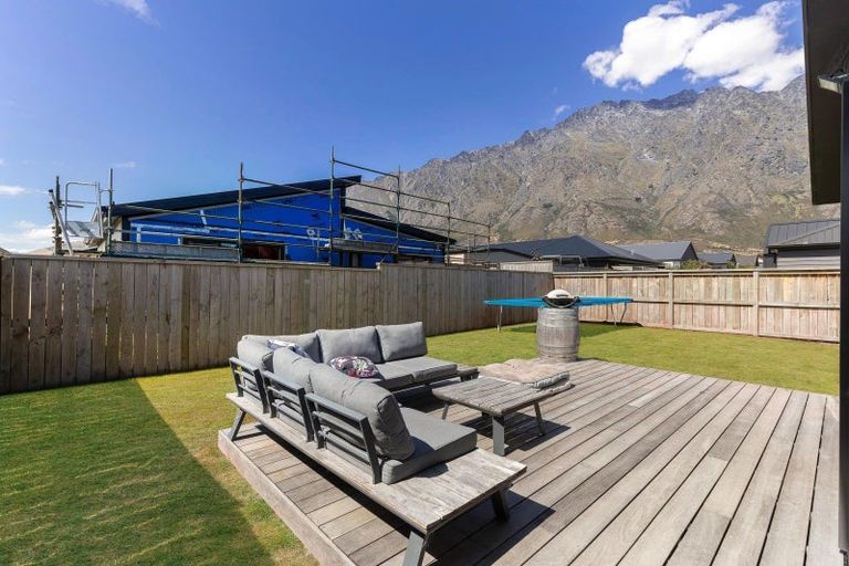 Photo of property in 82 Jack Hanley Drive, Jacks Point, Queenstown, 9371