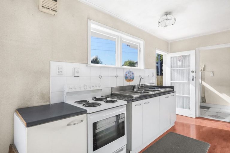 Photo of property in 116 St Georges Road, Avondale, Auckland, 0600