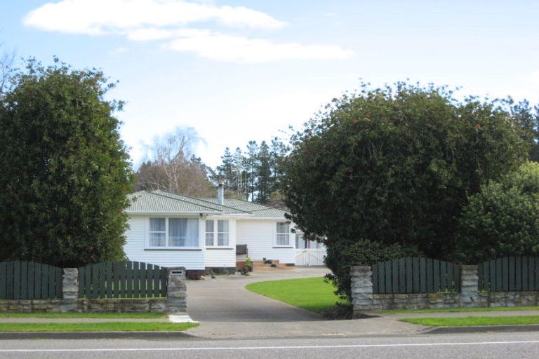 Photo of property in 205 Bridge Street, Bulls, 4818