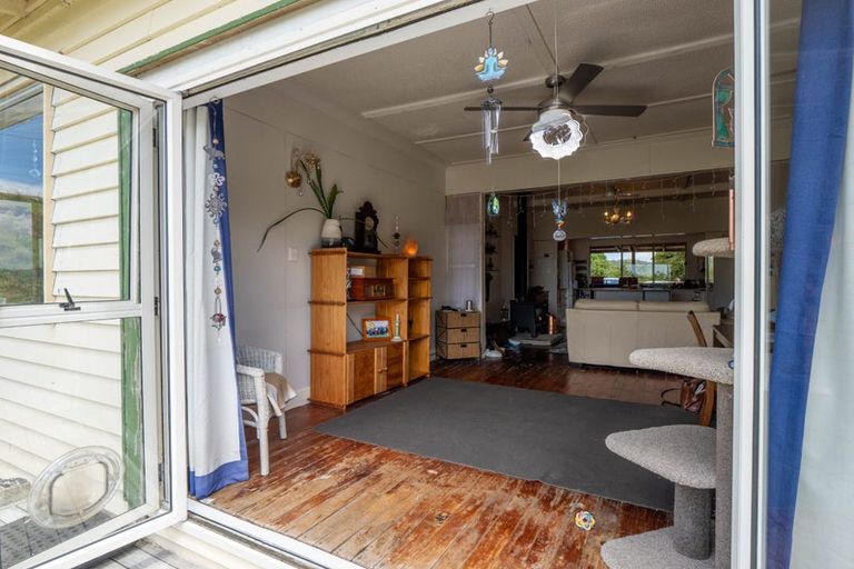 Photo of property in 32 Toetoe Road, Otaika, Whangarei, 0170