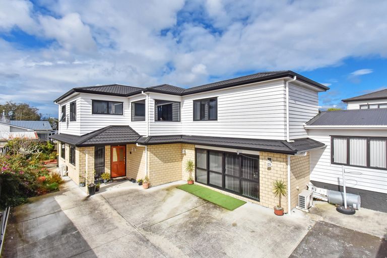 Photo of property in 7 Clendon Place, Manurewa, Auckland, 2102