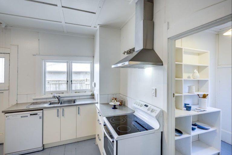 Photo of property in 95b Te Mata Road, Havelock North, 4130